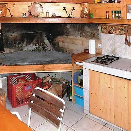 Daire Two-bedroom Okrug Gornji With Sea View 08