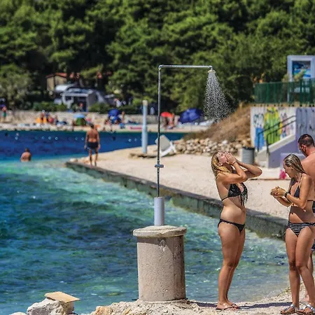 Two-bedroom Okrug Gornji With Sea View 08 Apartmán