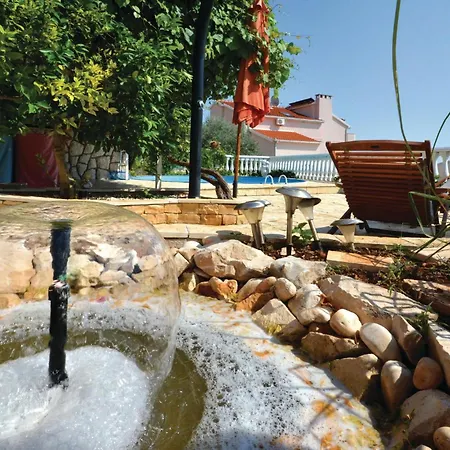 Two-bedroom Okrug Gornji With Sea View 08 Trogir