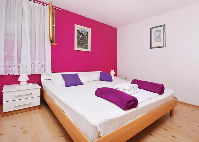 Appartement Two-bedroom Okrug Gornji With Sea View 08 *