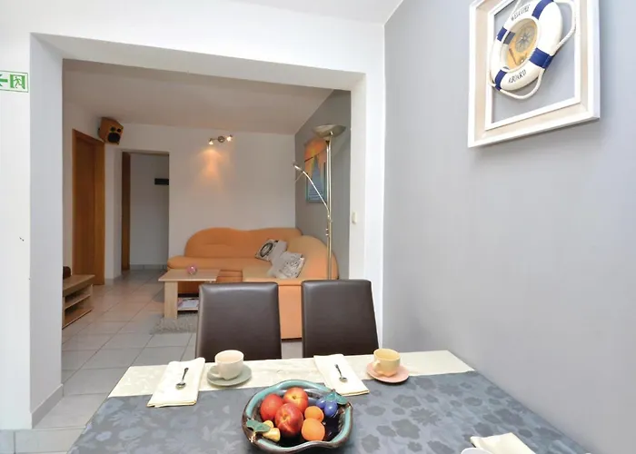 Two-bedroom Okrug Gornji With Sea View 08 Trogir