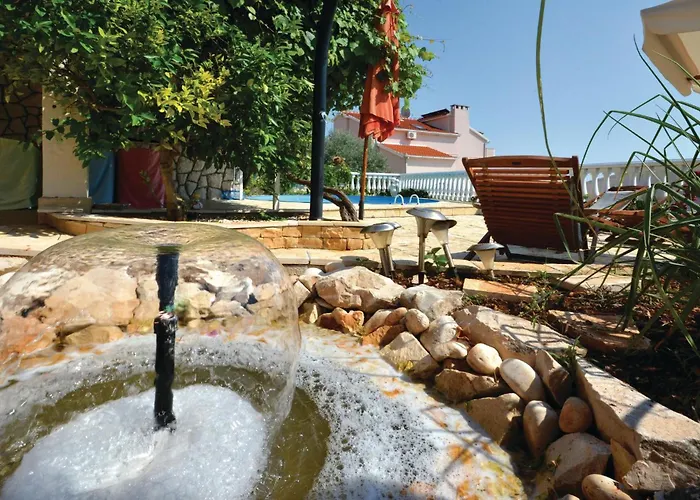 Two-bedroom Okrug Gornji With Sea View 08 Trogir